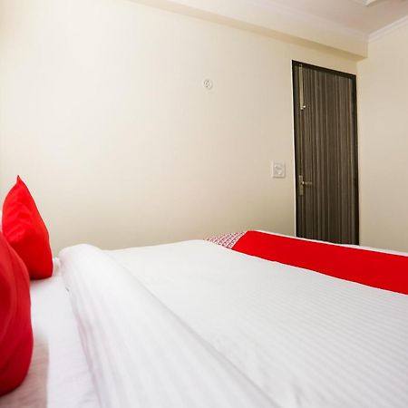Hotel O Royal Galaxy New Delhi Buitenkant foto