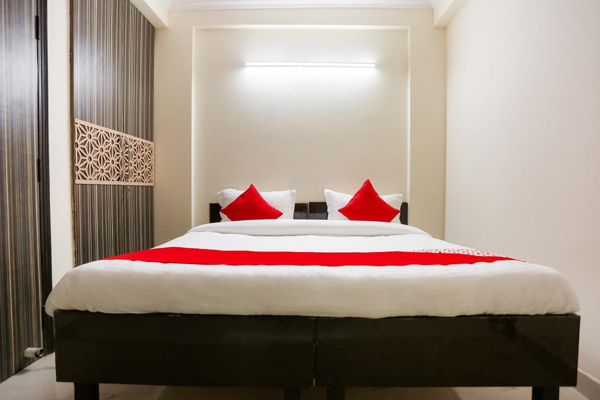 Hotel O Royal Galaxy New Delhi Buitenkant foto